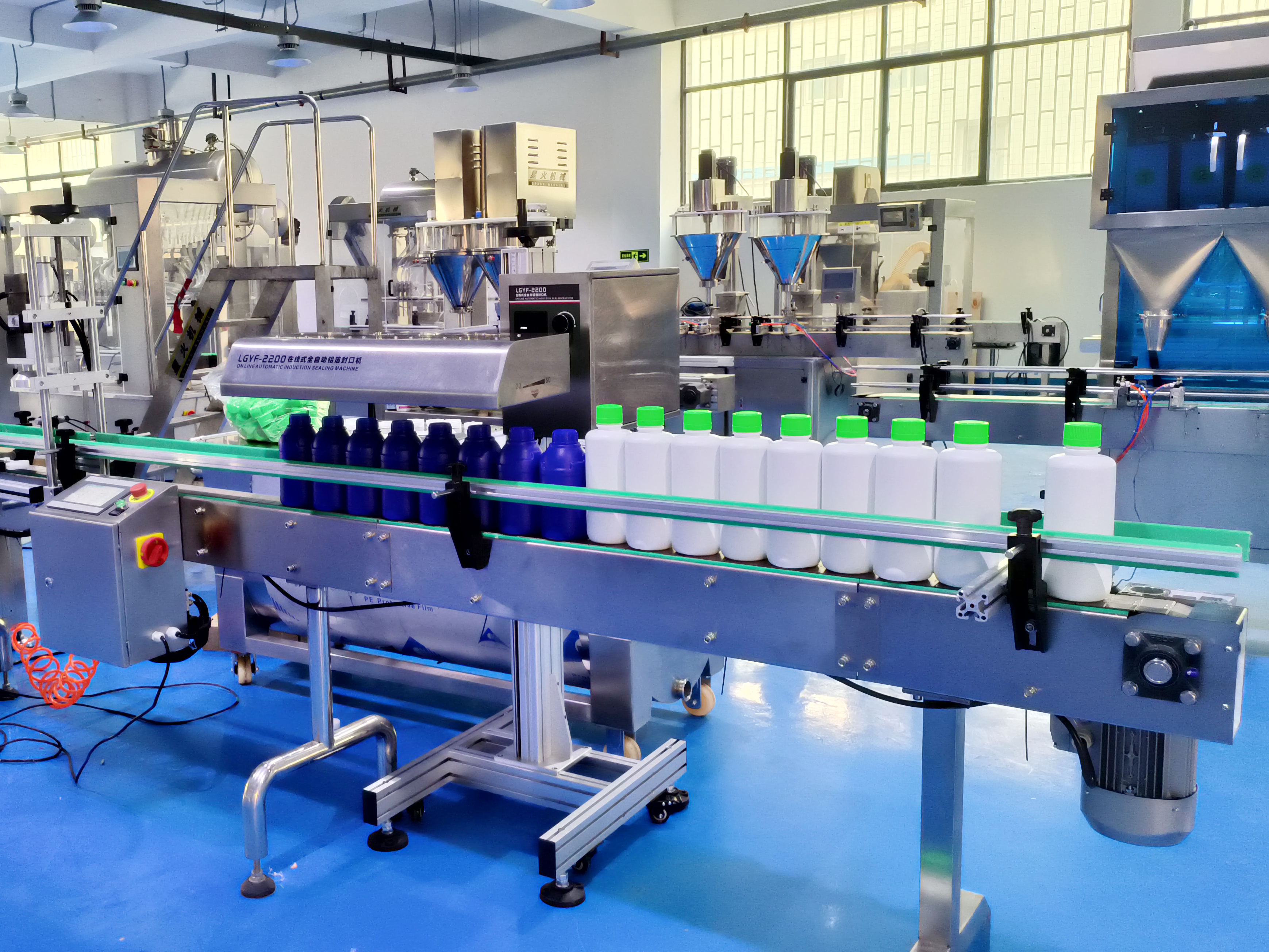 鋁箔封口機(jī)展示