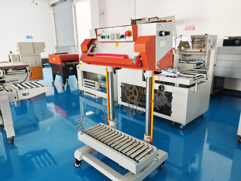 江蘇立式氣動封口機實拍