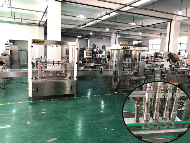 星火全套甜辣醬灌裝機生產線設備展示