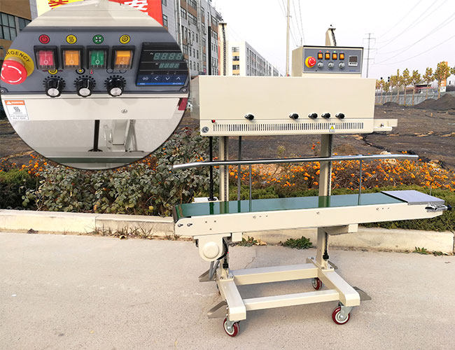 連續(xù)塑料袋封口機設(shè)備展示